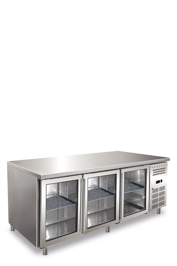 Tavolo refrigerato tre ante, porte vetro ventilato. Temperatura normale