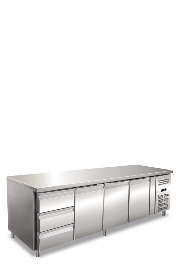 Tavolo refrigerato quattro ante ventilato. Temperatura normale.
Versione con 1 Cassettiera refrigerata da N.3 Cassetti da 1/3