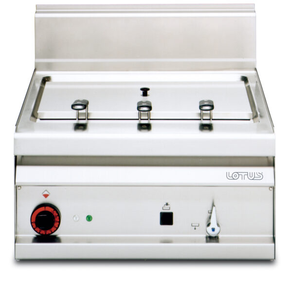 CUOCIPASTA TRIFASE 25 LT. Vasca cm. 51x30,5x20h. N. 3 cestini cm. 15x29x15h - Elettrovalvola carico acqua - Rubinetto scarico + sfioratore.