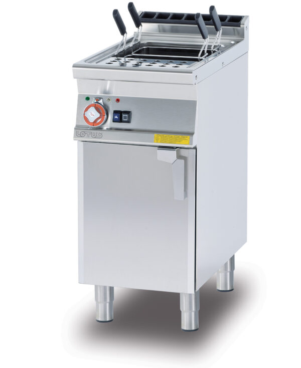 CUOCIPASTA TRIFASE LT. 25 Vasca cm. 30,5x33,5x32,7h. Carico acqua automatico con sensore di livello - sfioratore + scarico a pavimento (CESTI ESCLUSI) (inclusa 1 testata chiusura piano mod.TPA-7)