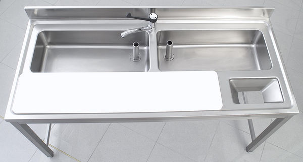 TAVOLI PREPARAZIONE VERDURE 2 vasche, 1 tagliere